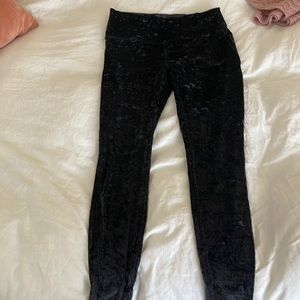 Lululemon crushed velvet leggings size 10 black